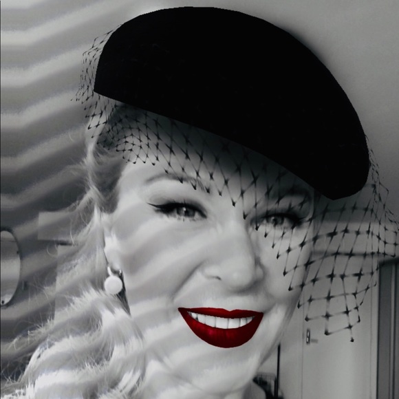 Meet your Posher, Alesya - Picture 1 of 1